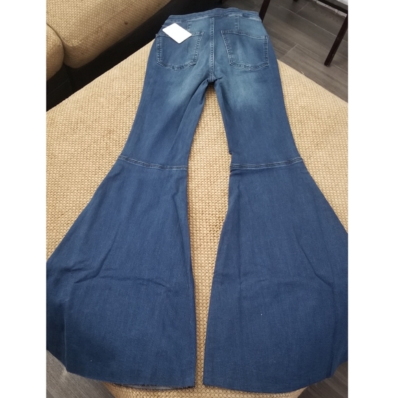Free People Float On Flare Jeans - Picture 5 of 10